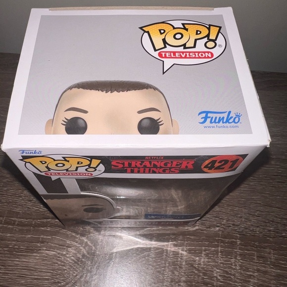 Funko Pop Stranger Things Eleven with Eggo Figure - Picture 5 of 5